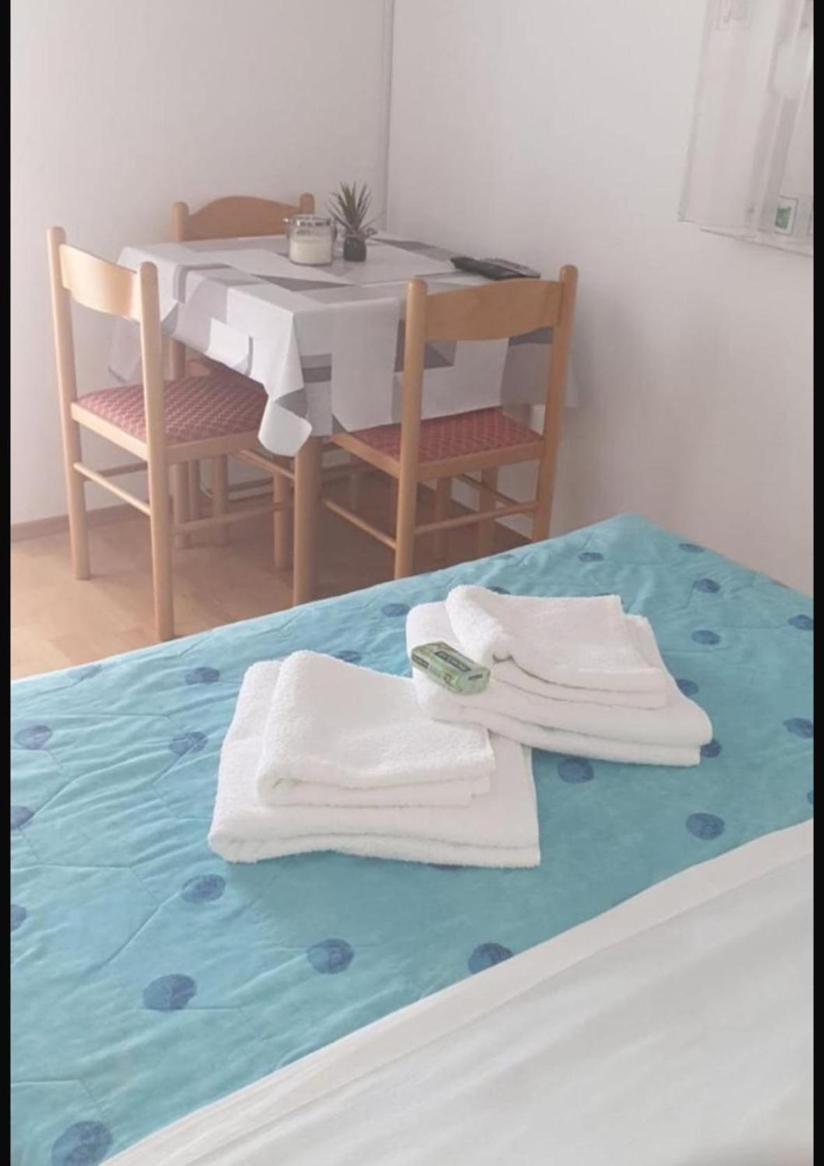 Apartmani I Soba Mia 波雷奇 外观 照片