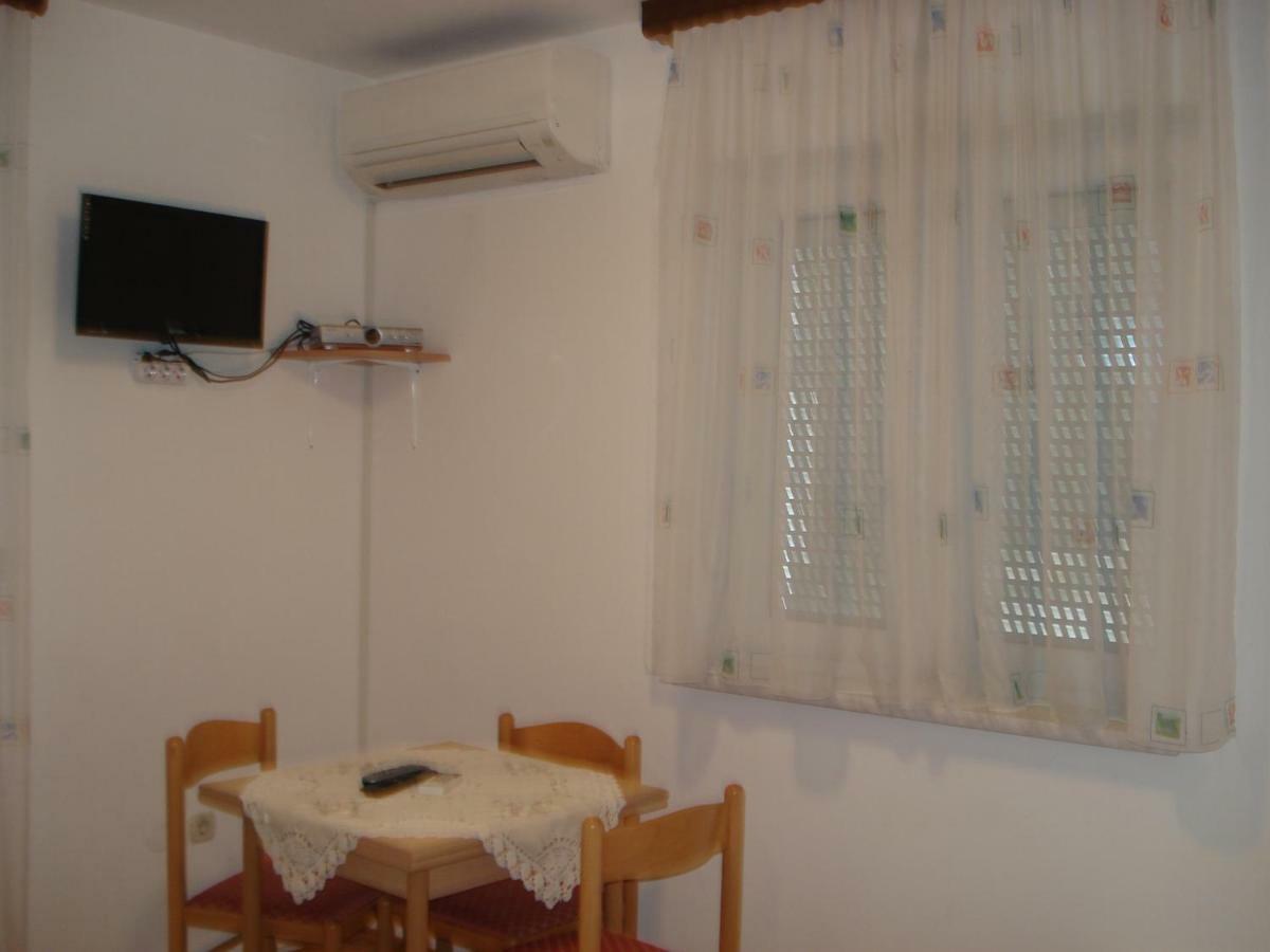 Apartmani I Soba Mia 波雷奇 外观 照片